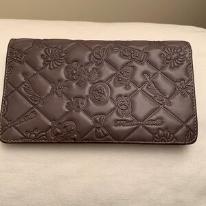 💯Authentic chanel lucky symbols L-yen long wallet grey🩶